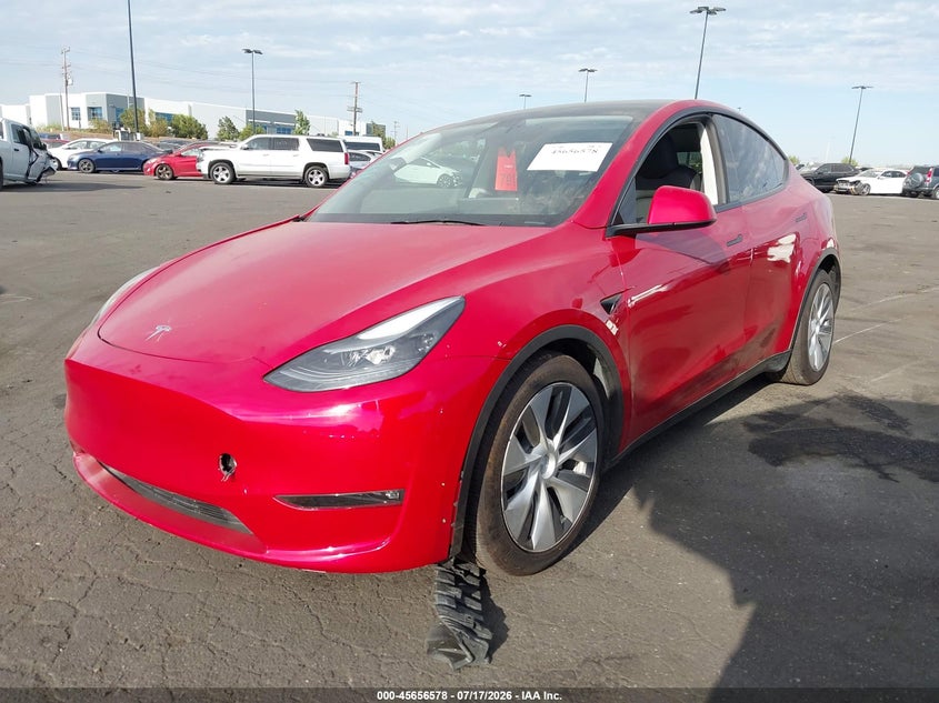 2023 Tesla Model y VIN 7SAYGAEE6PF741101 IAAI salvage auction — RIGHT FRONT, Wait Title, sold $12,500 on 2026-07-31 (photo 2)