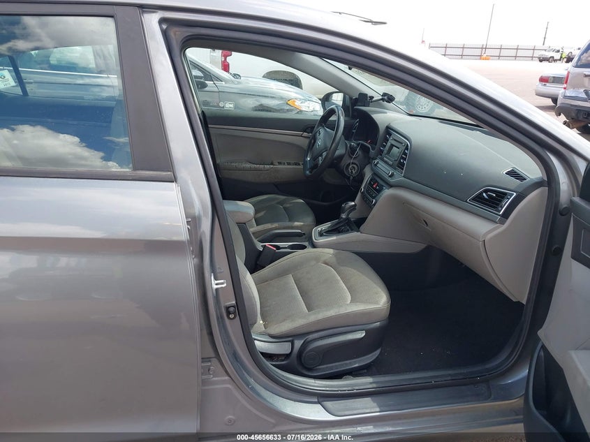2017 Hyundai Elantra VIN KMHD74LF8HU117698 IAAI salvage auction — NORMAL WEAR, Clear (Colorado), sold $500 on 2026-07-29 (photo 5)