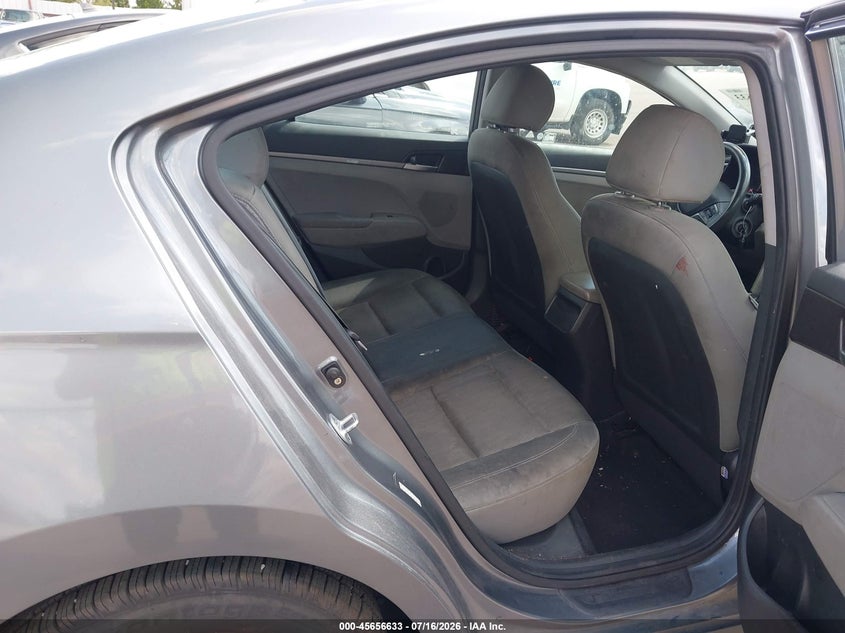 2017 Hyundai Elantra VIN KMHD74LF8HU117698 IAAI salvage auction — NORMAL WEAR, Clear (Colorado), sold $500 on 2026-07-29 (photo 8)