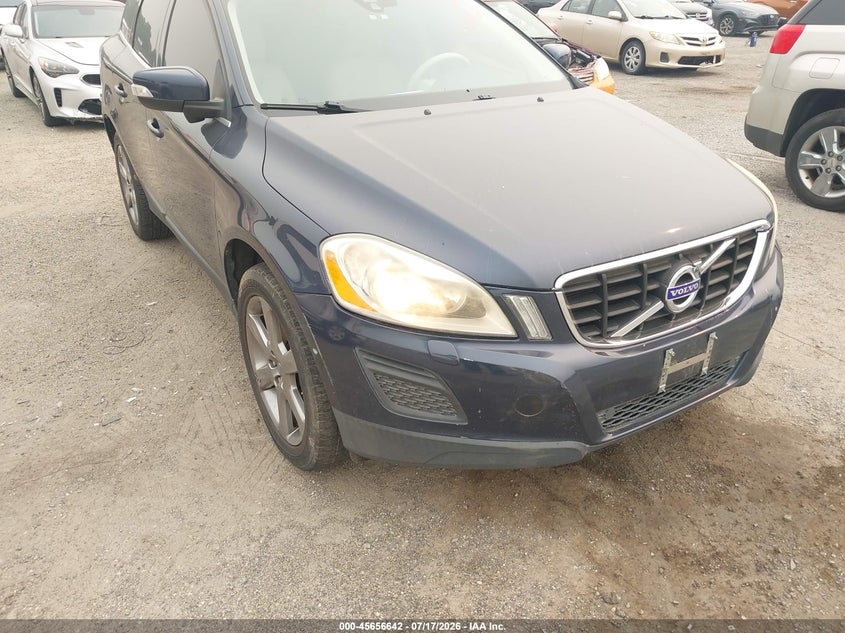 2013 Volvo Xc60 VIN YV4952DL6D2391204 IAAI salvage auction — NORMAL WEAR, Clear (Maryland), sold $625 on 2026-07-30 (photo 6)