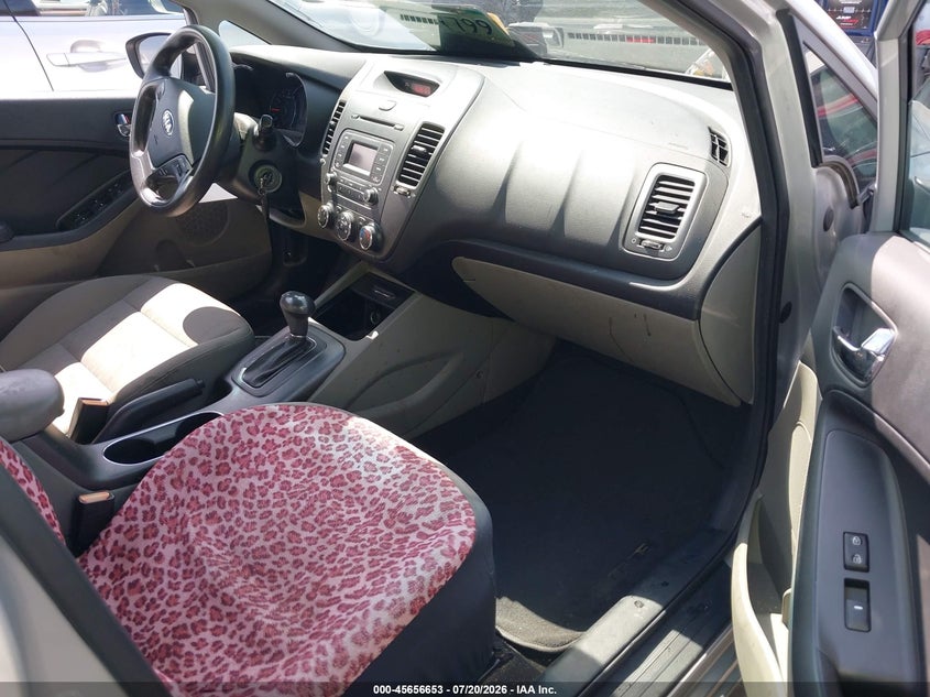 2015 Kia Forte VIN KNAFK4A66F5426914 IAAI salvage auction — REAR END, Salvage Certificate (California), sold $1,500 on 2026-08-01 (photo 5)