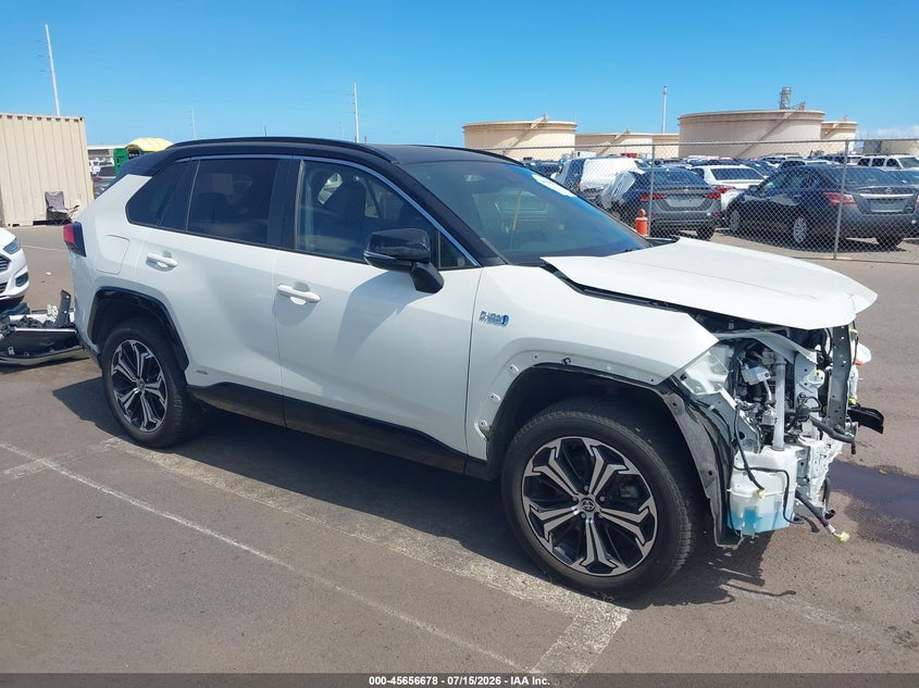 2022 Toyota Rav 4 VIN JTMEB3FV6ND081803 IAAI salvage auction — NORMAL WEAR, Salvage Title, sold $1,000 on 2026-07-21 (photo 1)