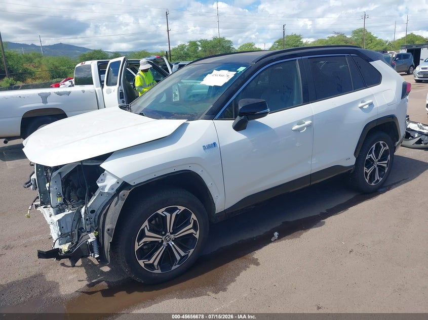 2022 Toyota Rav 4 VIN JTMEB3FV6ND081803 IAAI salvage auction — NORMAL WEAR, Salvage Title, sold $1,000 on 2026-07-21 (photo 2)