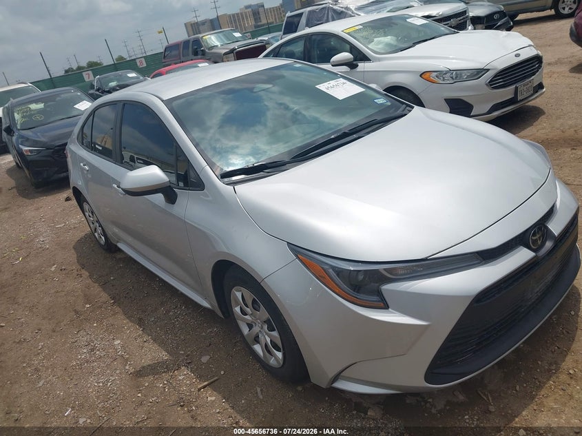 2026 Toyota Corolla VIN 5YFB4MDE2TP451452 — IAAI salvage auction photo