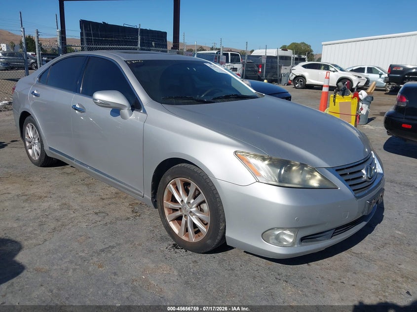 2010 Lexus Es 350 VIN JTHBK1EG3A2401061 IAAI salvage auction — LEFT REAR, Salvage (California), sold $25 on 2026-07-31 (photo 1)