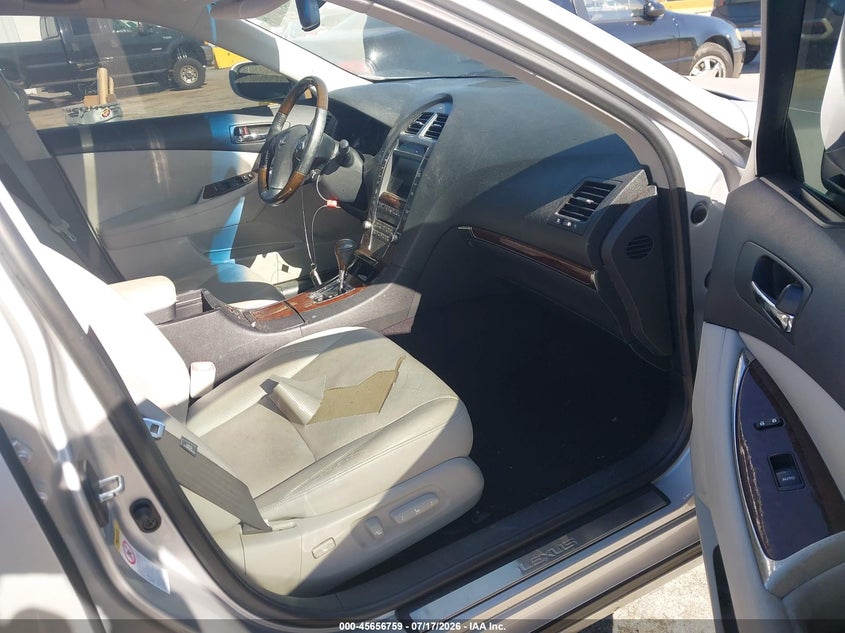2010 Lexus Es 350 VIN JTHBK1EG3A2401061 IAAI salvage auction — LEFT REAR, Salvage (California), sold $25 on 2026-07-31 (photo 5)