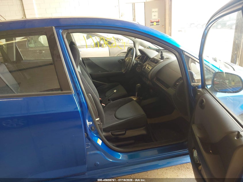 2007 Honda Fit VIN JHMGD38657S053450 IAAI salvage auction — NORMAL WEAR, Clear (Minnesota), sold $350 on 2026-07-29 (photo 5)