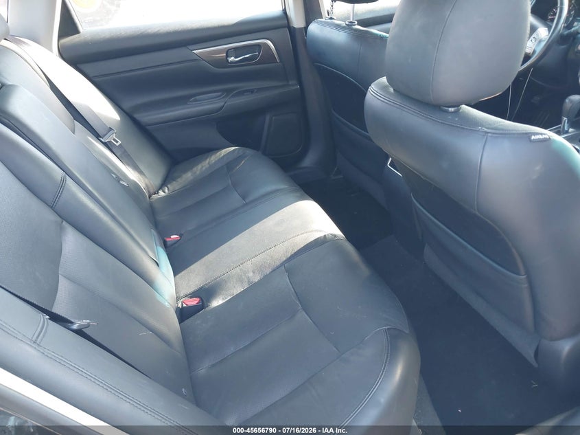 2013 Nissan Altima VIN 1N4AL3AP3DN561767 IAAI salvage auction — NORMAL WEAR, Clear (Florida), sold $400 on 2026-07-23 (photo 8)