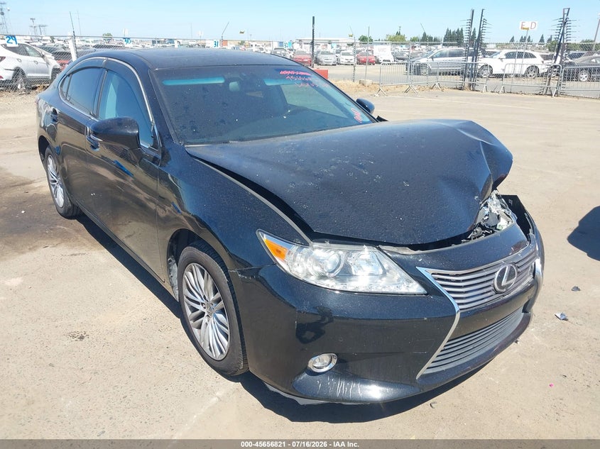 2014 Lexus ES VIN JTHBK1GG8E2090066 IAAI salvage auction — NORMAL WEAR, Clear - Dealer Only (California), sold $3,250 on 2026-07-22 (photo 1)