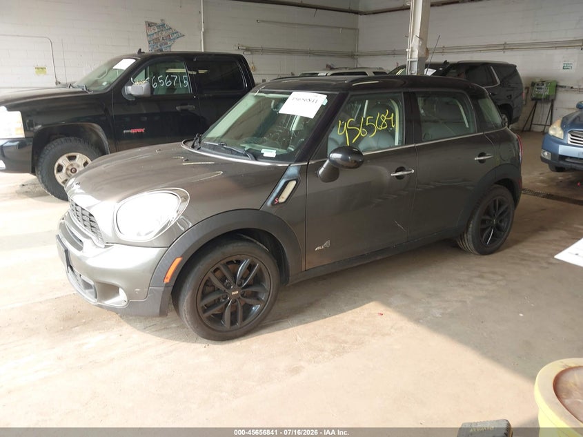 2011 Mini Cooper VIN WMWZC5C57BWH99164 IAAI salvage auction — NORMAL WEAR, Clear (Minnesota), sold $250 on 2026-07-29 (photo 2)
