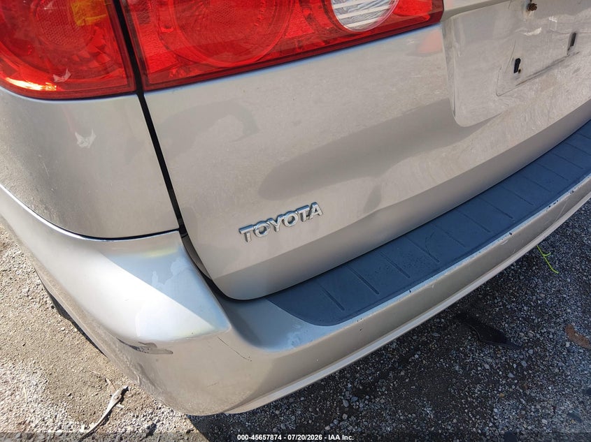 2006 Toyota Sienna VIN 5TDZA23CX6S449925 IAAI salvage auction — NORMAL WEAR, Clear (Illinois), sold $500 on 2026-07-29 (photo 6)