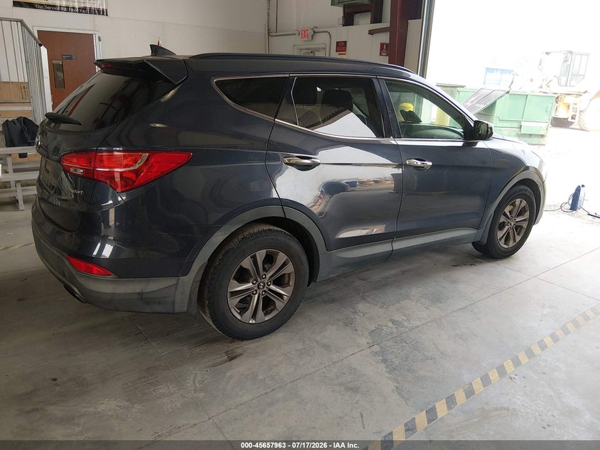 2013 Hyundai Santa fe VIN 5XYZU3LB0DG015611 IAAI salvage auction — NORMAL WEAR, Clear (Virginia), sold $1,650 on 2026-07-24 (photo 4)