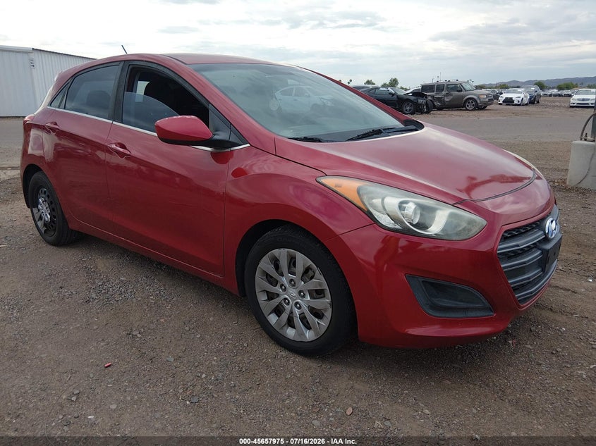 2017 Hyundai Elantra VIN KMHD35LH1HU365892 IAAI salvage auction — NORMAL WEAR, Salvage Title, sold $725 on 2026-07-28 (photo 1)
