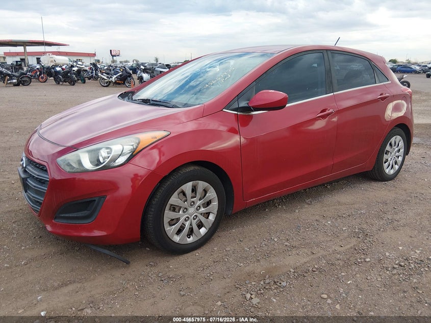 2017 Hyundai Elantra VIN KMHD35LH1HU365892 IAAI salvage auction — NORMAL WEAR, Salvage Title, sold $725 on 2026-07-28 (photo 2)