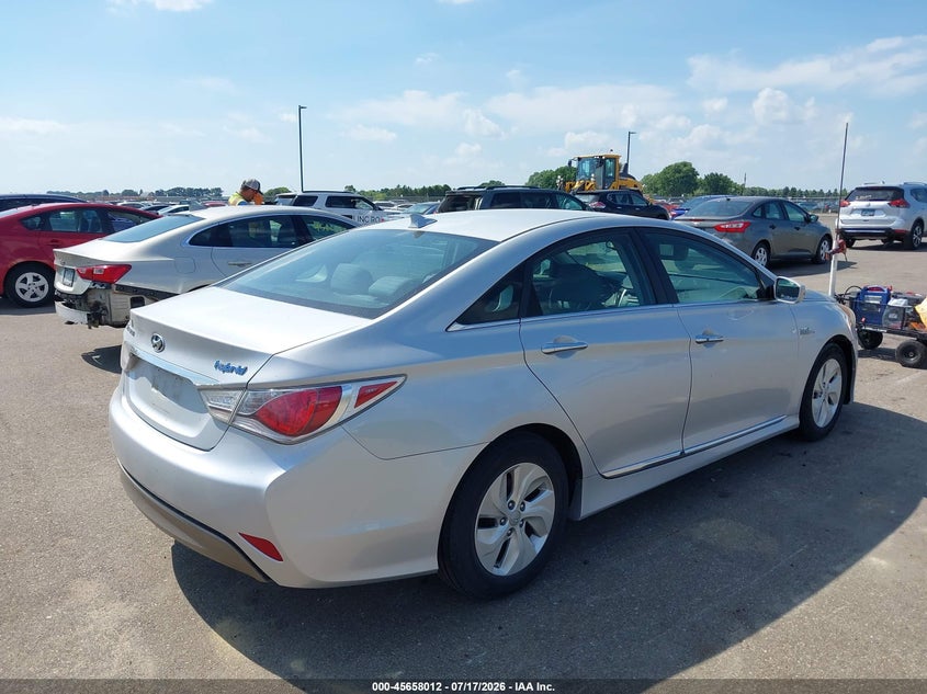 2014 Hyundai Sonata hybrid VIN KMHEC4A40EA114535 IAAI salvage auction — FRONT END, Prior Salvage (Minnesota), sold $175 on 2026-07-29 (photo 4)
