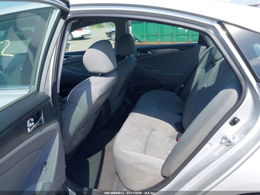 2014 Hyundai Sonata hybrid VIN KMHEC4A40EA114535 IAAI salvage auction — FRONT END, Prior Salvage (Minnesota), sold $175 on 2026-07-29 (photo 8)