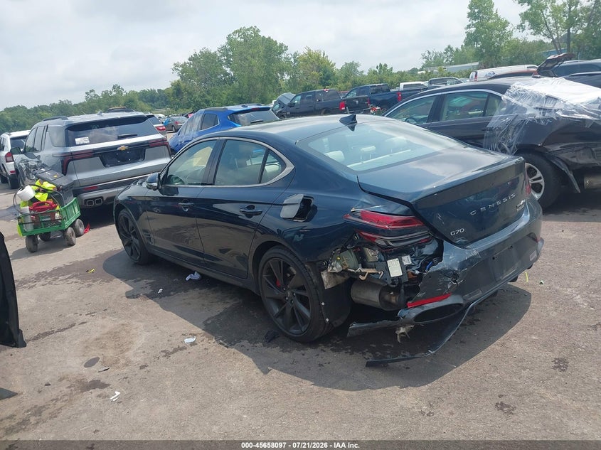 2022 Genesis G70 VIN KMTG54TE1NU082532 IAAI salvage auction — REAR END, Salvage (Ohio), sold $7,700 on 2026-08-01 (photo 3)