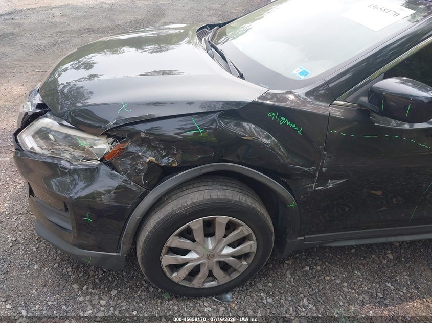 2017 Nissan Rogue VIN JN8AT2MT5HW386696 IAAI salvage auction — LEFT FRONT, Salvage Title, sold $25 on 2026-07-31 (photo 6)