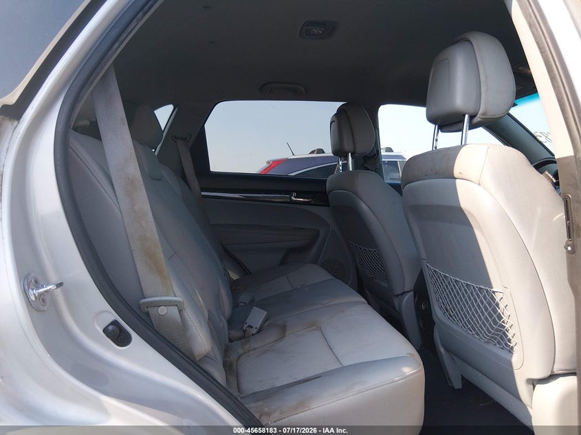 2012 Kia Sorento VIN 5XYKT3A60CG280344 IAAI salvage auction — NORMAL WEAR, Clear (North Carolina), sold $875 on 2026-08-01 (photo 8)