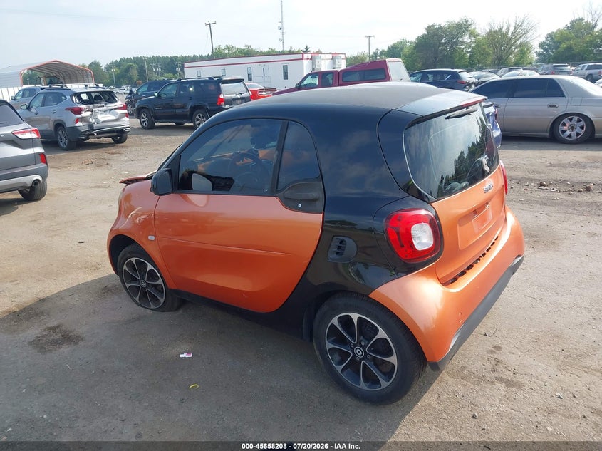 2016 Smart Fortwo VIN WMEFJ5DA1GK051837 IAAI salvage auction — FRONT END, Salvage Title, sold $1,200 on 2026-08-21 (photo 3)