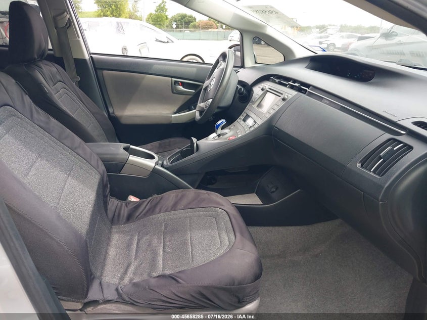 2014 Toyota Prius VIN JTDKN3DUXE1801464 IAAI salvage auction — NORMAL WEAR, Original (Texas), sold $1,200 on 2026-07-29 (photo 5)