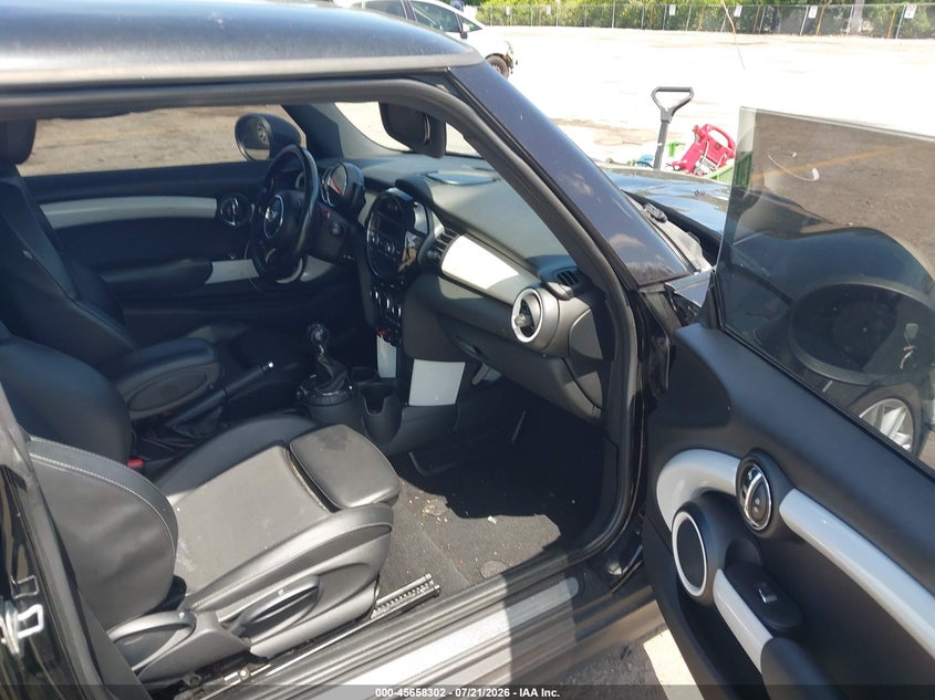 2014 Mini Hard top VIN WMWXM7C59ET970466 IAAI salvage auction — FRONT END, Salvage Title, sold $775 on 2026-08-10 (photo 5)