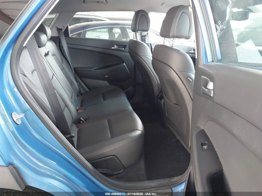 2017 Hyundai Tucson VIN KM8J3CA21HU304645 IAAI salvage auction — NORMAL WEAR, Clear (Illinois), sold $3,825 on 2026-07-22 (photo 8)