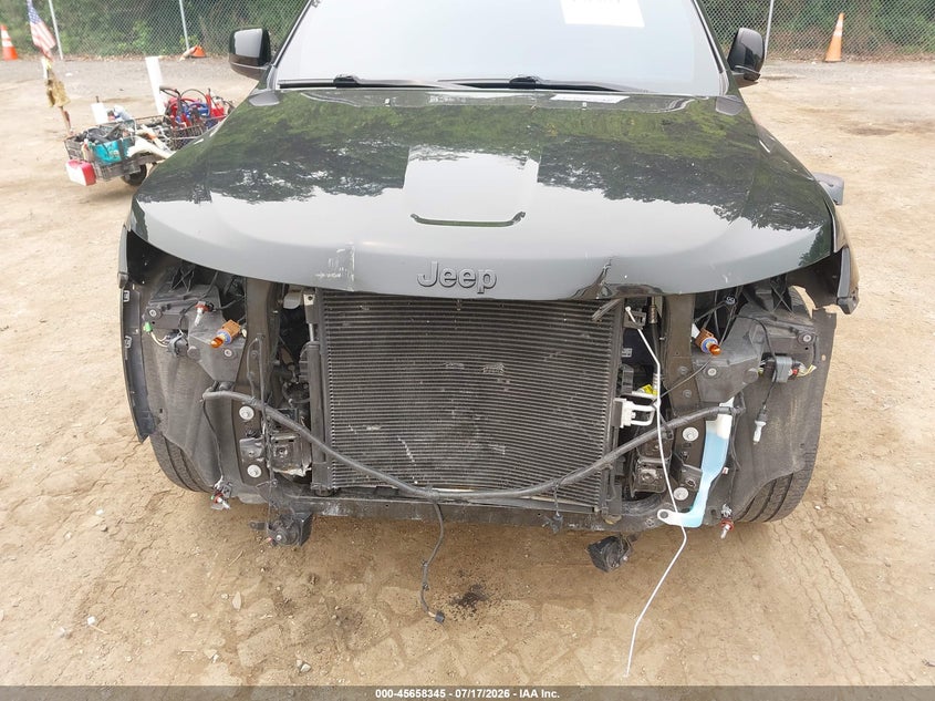 2022 Jeep Grand cherokee VIN 1C4RJFAG2NC113294 IAAI salvage auction — FRONT END, Salvage Title, sold $7,500 on 2026-08-01 (photo 6)