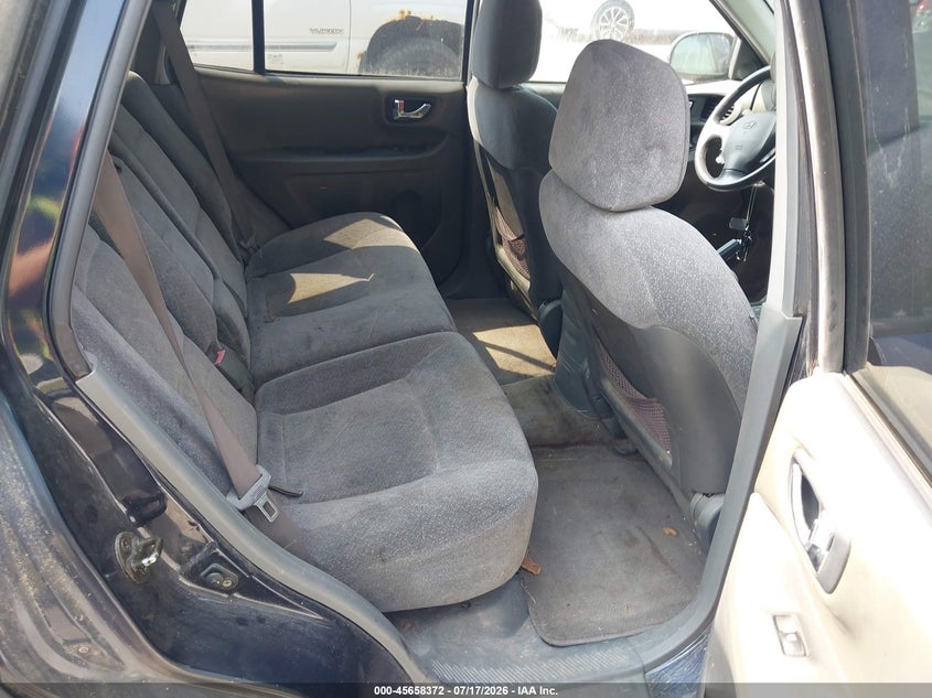 2004 Hyundai Santa fe VIN KM8SC73D14U715760 IAAI salvage auction — NORMAL WEAR, Clear (Virginia), sold $25 on 2026-07-28 (photo 8)