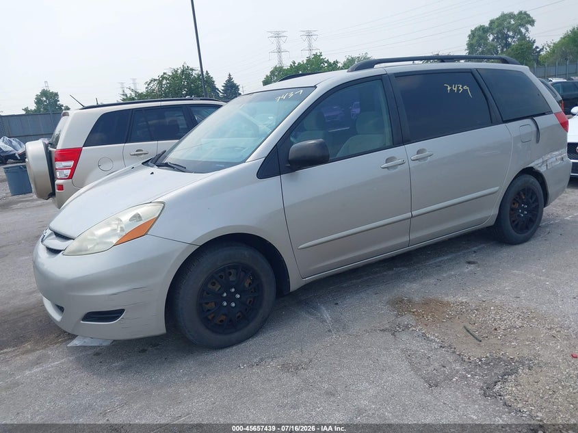 2007 Toyota Sienna VIN 5TDZK23C77S095862 IAAI salvage auction — NORMAL WEAR, Clear (Illinois), sold $25 on 2026-07-29 (photo 2)