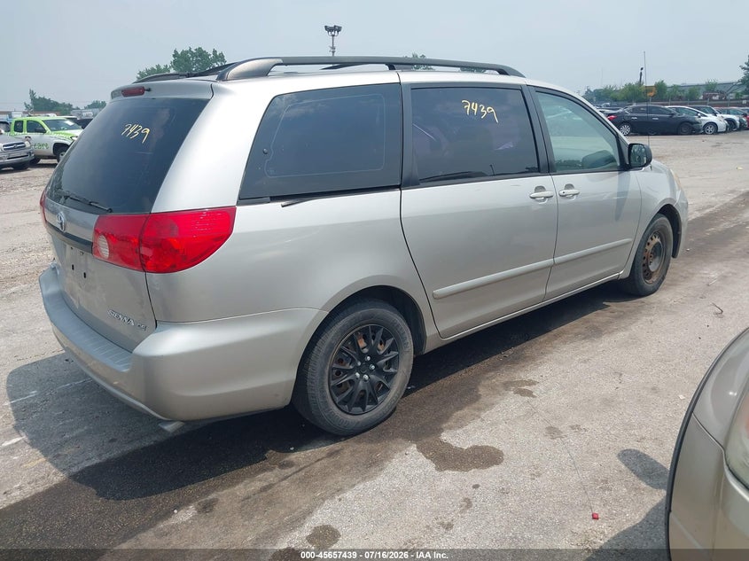 2007 Toyota Sienna VIN 5TDZK23C77S095862 IAAI salvage auction — NORMAL WEAR, Clear (Illinois), sold $25 on 2026-07-29 (photo 4)