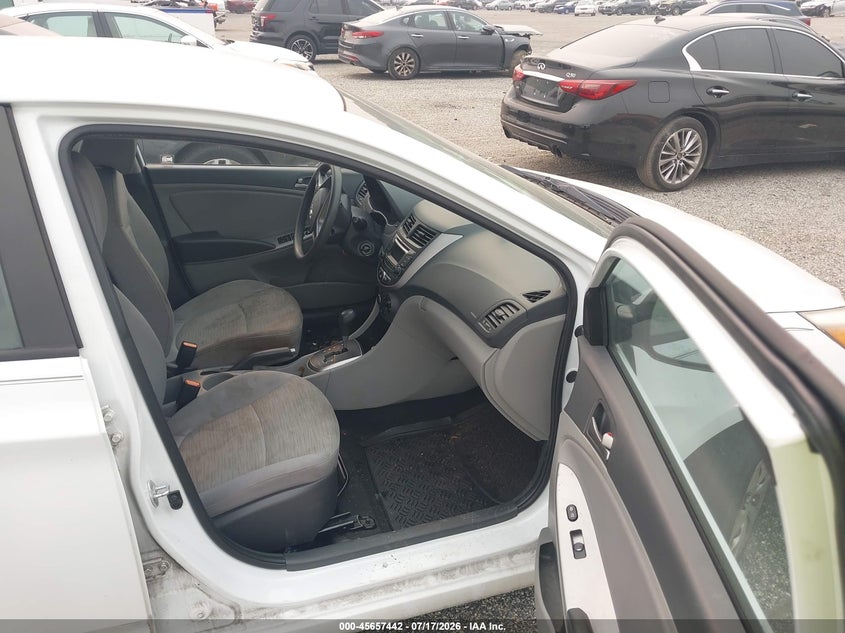 2017 Hyundai Accent VIN KMHCT5AE5HU335220 IAAI salvage auction — NORMAL WEAR, Clear (Delaware), sold $225 on 2026-07-30 (photo 5)