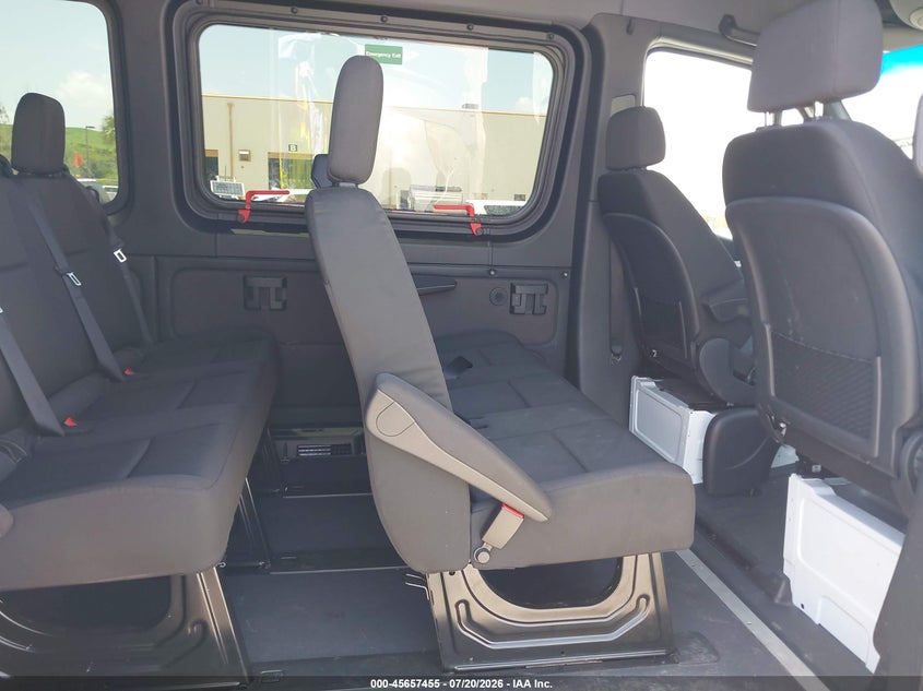 2025 Mercedes-benz Sprinter VIN W1Z4KGHY4ST205473 IAAI salvage auction — MECHANICAL, Clear (Florida), sold $3,000 on 2026-07-23 (photo 8)