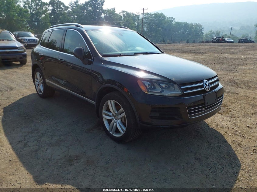 2012 Volkswagen Touareg VIN WVGFK9BPXCD000292 IAAI salvage auction — NORMAL WEAR, Clear (New Jersey), sold $125 on 2026-07-30 (photo 1)