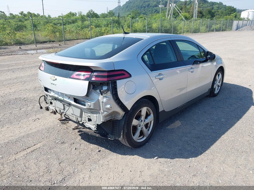 2013 Chevrolet Volt VIN 1G1RD6E43DU146944 IAAI salvage auction — REAR END, Salvage (Pennsylvania), sold $1,650 on 2026-07-26 (photo 4)