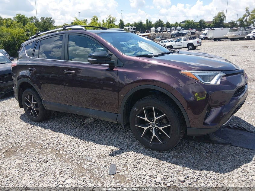 2018 Toyota Rav 4 VIN 2T3JFREV1JW828213 — IAAI salvage auction photo