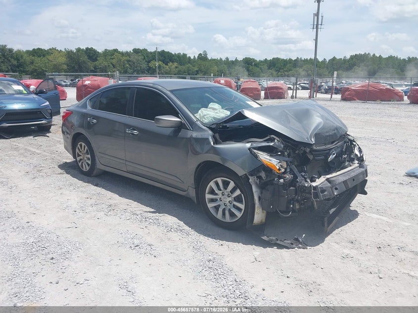 2017 Nissan Altima VIN 1N4AL3AP8HC199727 IAAI salvage auction — FRONT END, Wait Title, sold $850 on 2026-08-18 (photo 1)