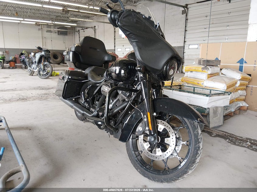 2020 Harley-davidson Street glide VIN 1HD1KRP12LB634029 — IAAI salvage auction photo