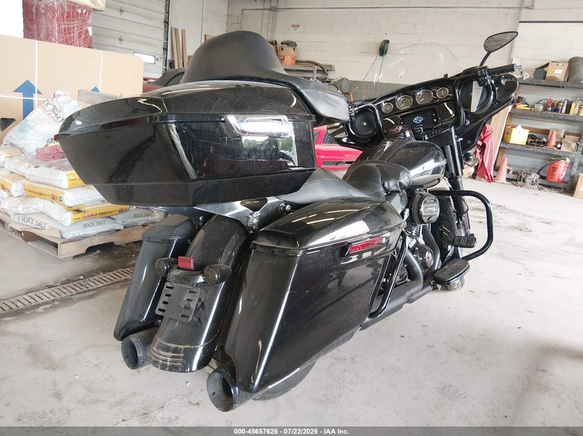 2020 Harley-davidson Street glide VIN 1HD1KRP12LB634029 IAAI salvage auction — FRONT END, Mv-907A (New York), sold $8,100 on 2026-08-18 (photo 4)