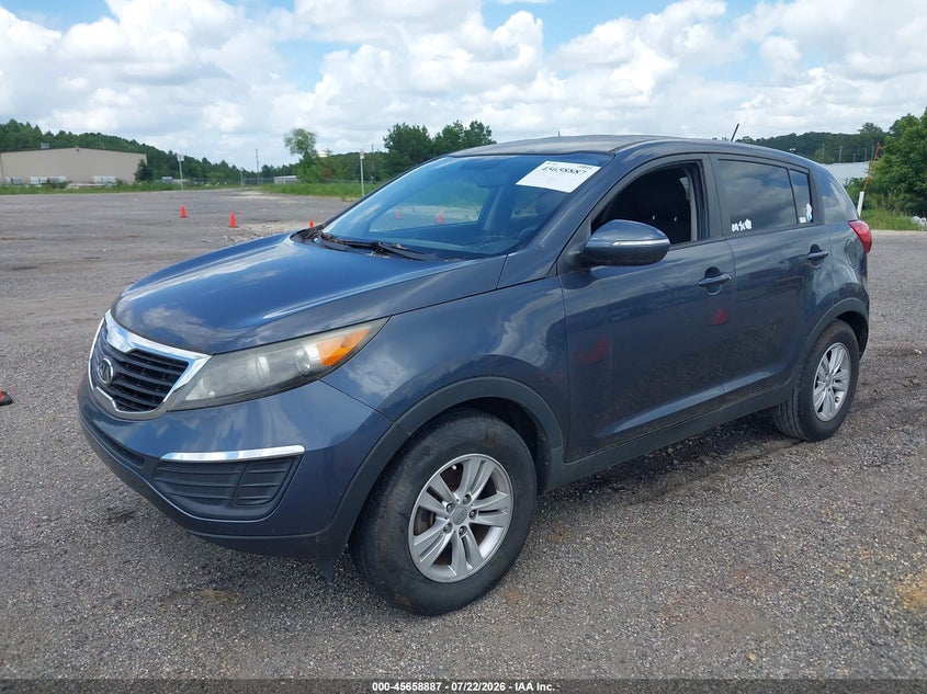 2011 Kia Sportage VIN KNDPB3A29B7088759 IAAI salvage auction — NORMAL WEAR, Clear (Alabama), sold $100 on 2026-07-29 (photo 2)