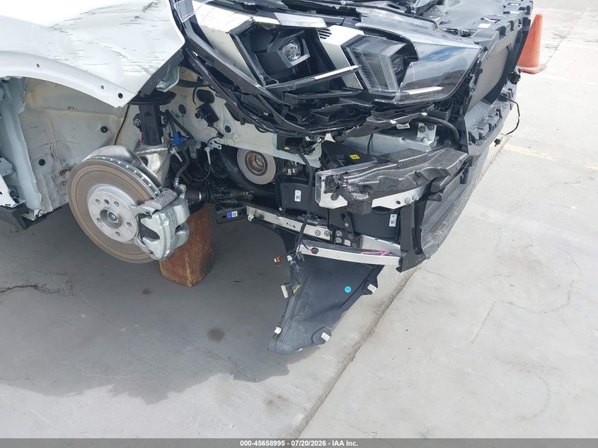 2026 BMW X2 VIN WBX63GM07T5683670 IAAI salvage auction — RIGHT FRONT, Clear (California), sold $17,100 on 2026-08-03 (photo 6)
