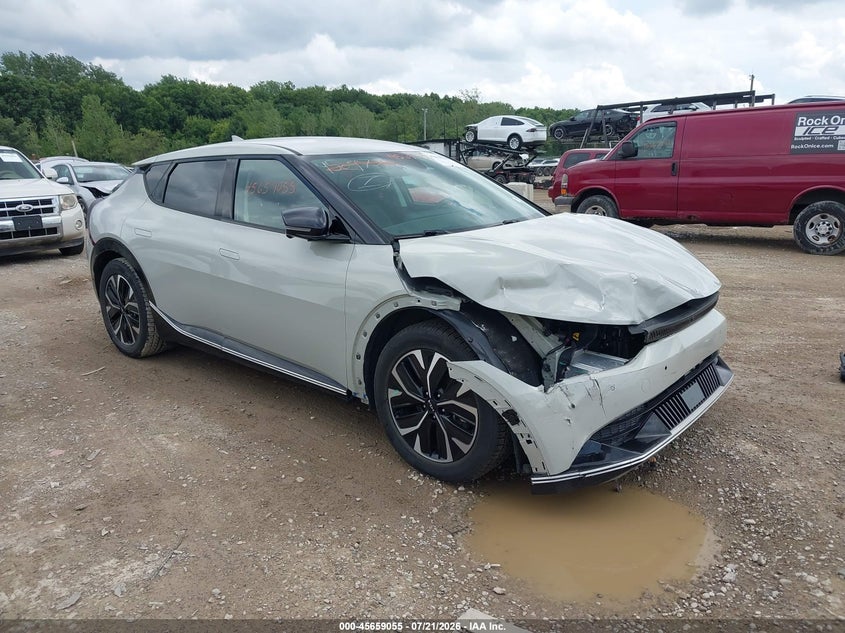 2022 Kia Ev6 VIN KNDC3DLC2N5060454 IAAI salvage auction — FRONT END, Salvage Title, sold $9,200 on 2026-08-02 (photo 1)