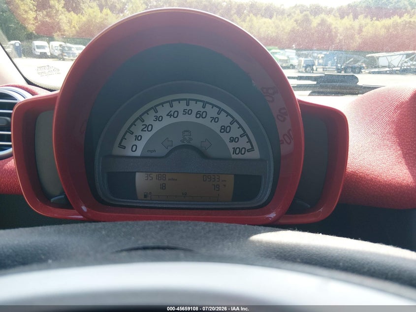 2013 Smart Fortwo VIN WMEEJ3BA7DK670294 IAAI salvage auction — NORMAL WEAR, Clear (Massachusetts), sold $900 on 2026-07-28 (photo 7)