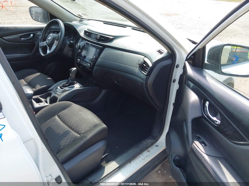 2018 Nissan Rogue VIN KNMAT2MT1JP575079 IAAI salvage auction — SIDE, Salvage Title, sold $1,300 on 2026-08-01 (photo 5)