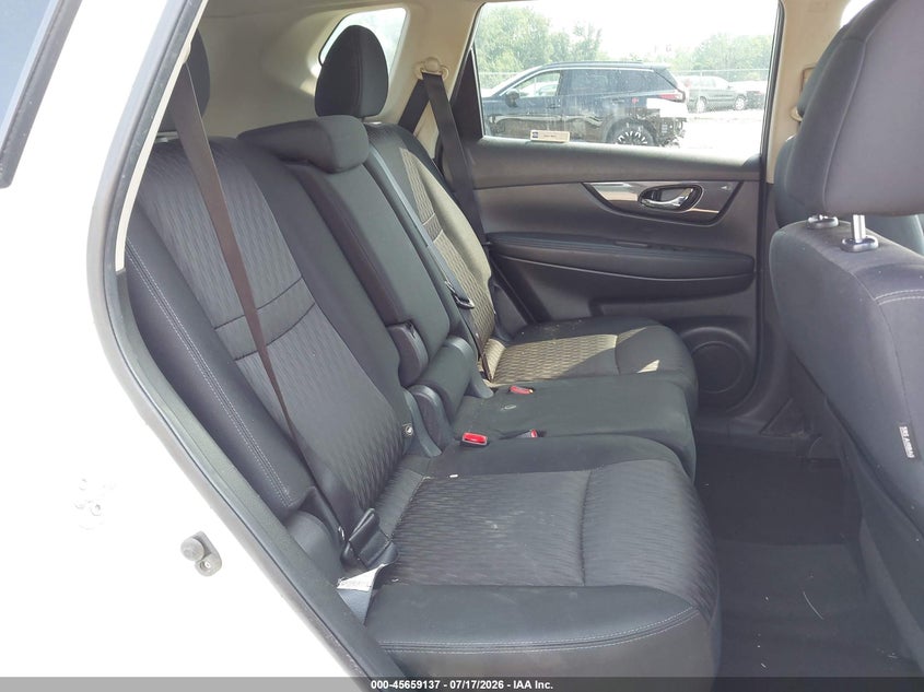 2018 Nissan Rogue VIN KNMAT2MT1JP575079 IAAI salvage auction — SIDE, Salvage Title, sold $1,300 on 2026-08-01 (photo 8)