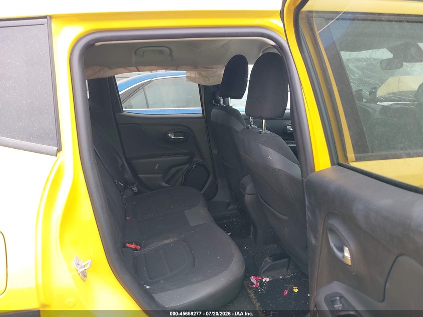 2017 Jeep Renegade VIN ZACCJBBB9HPE67010 IAAI salvage auction — FRONT END, Clear (Michigan), sold $1,050 on 2026-08-13 (photo 8)