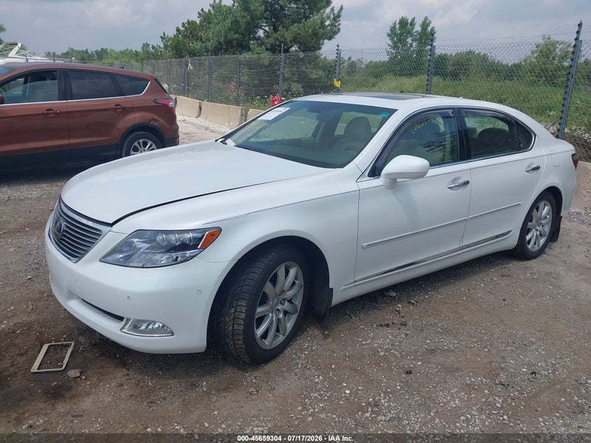 2008 Lexus Ls 600h VIN JTHDU46F285004931 IAAI salvage auction — SIDE, Clear (Wisconsin), sold $9,400 on 2026-08-11 (photo 2)