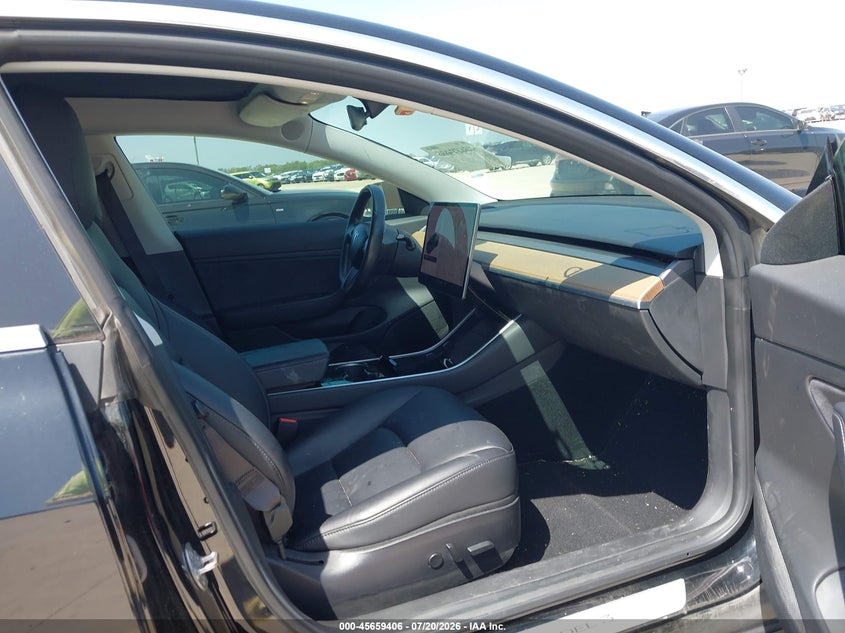2018 Tesla Model 3 VIN 5YJ3E1EA2JF044946 IAAI salvage auction — FRONT END, Original (Texas), sold $8,825 on 2026-09-11 (photo 5)