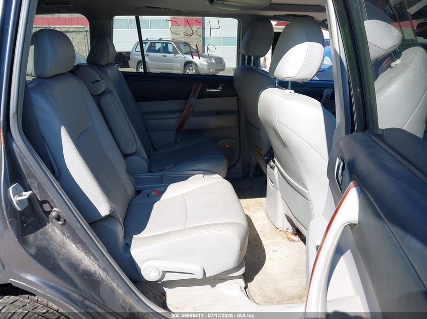 2008 Toyota Highlander VIN JTEES42A282075095 IAAI salvage auction — NORMAL WEAR, Clear (Pennsylvania), sold $1,350 on 2026-07-30 (photo 8)