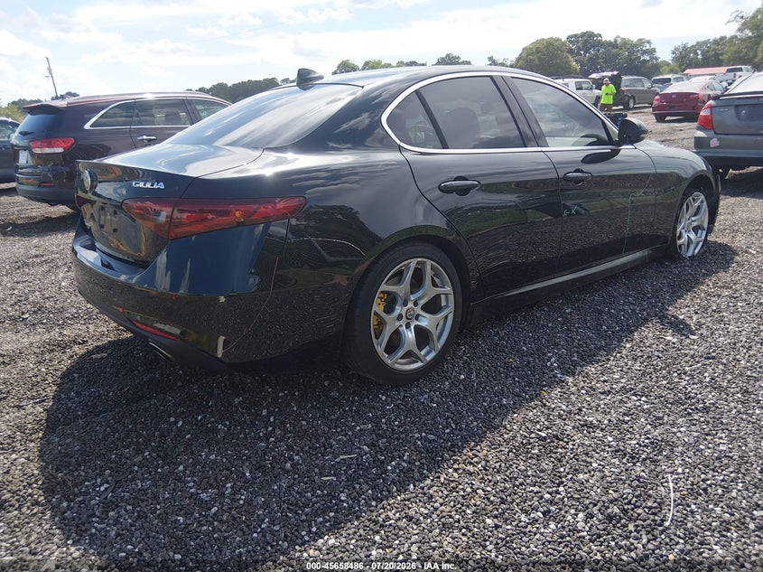 2020 Alfa romeo Giulia VIN ZARFAMBN0L7630481 IAAI salvage auction — RIGHT FRONT, Wait Title, sold $6,300 on 2026-08-27 (photo 4)